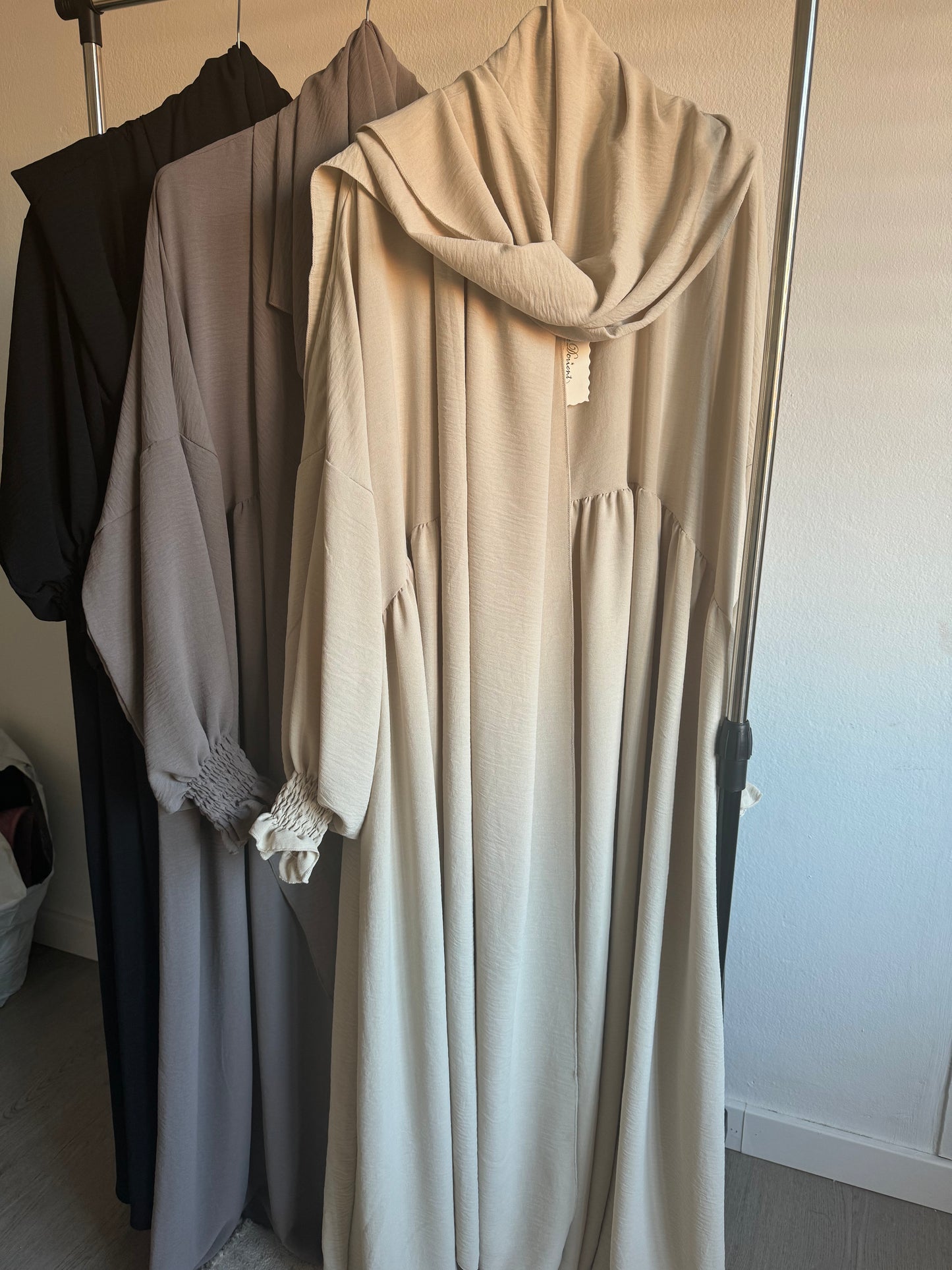 Abaya con velo